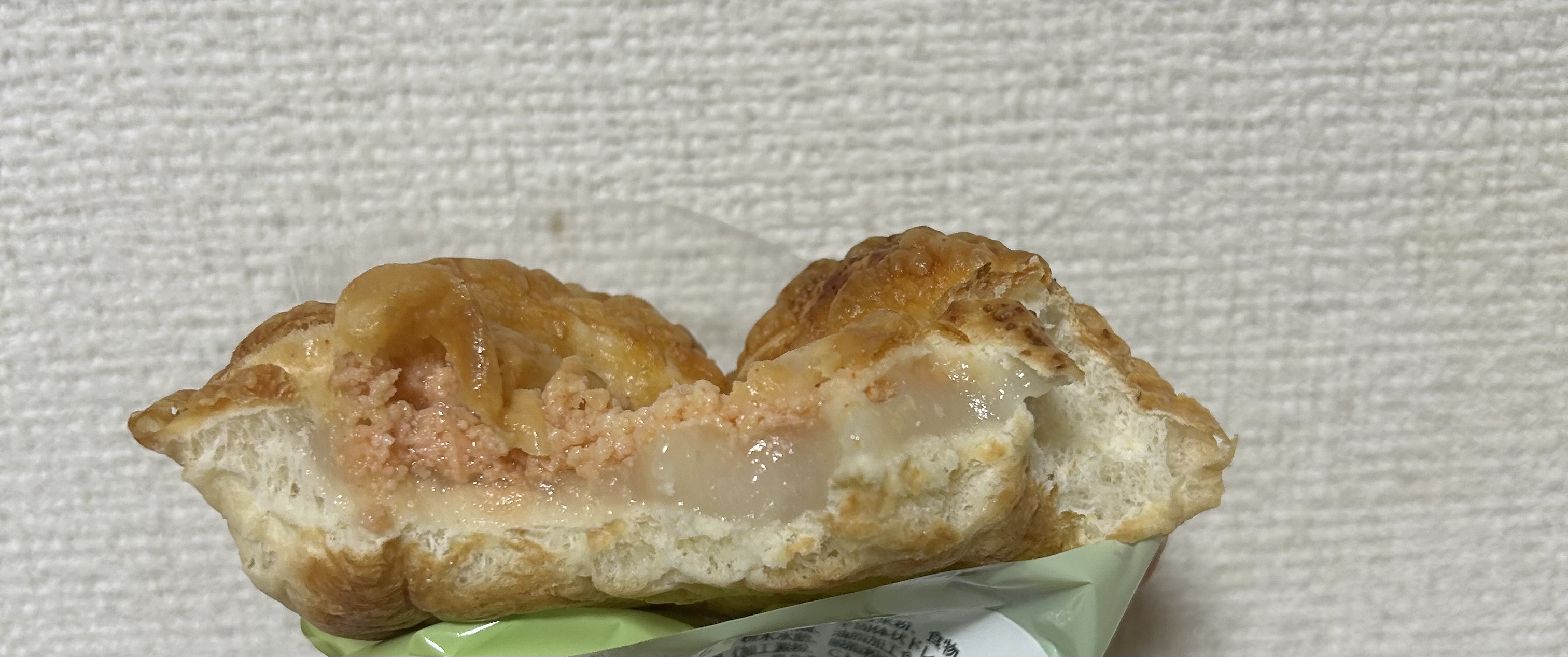 スレッドヘッダー画像: セブンの明太もちパン美味いわ
しっとり系だし