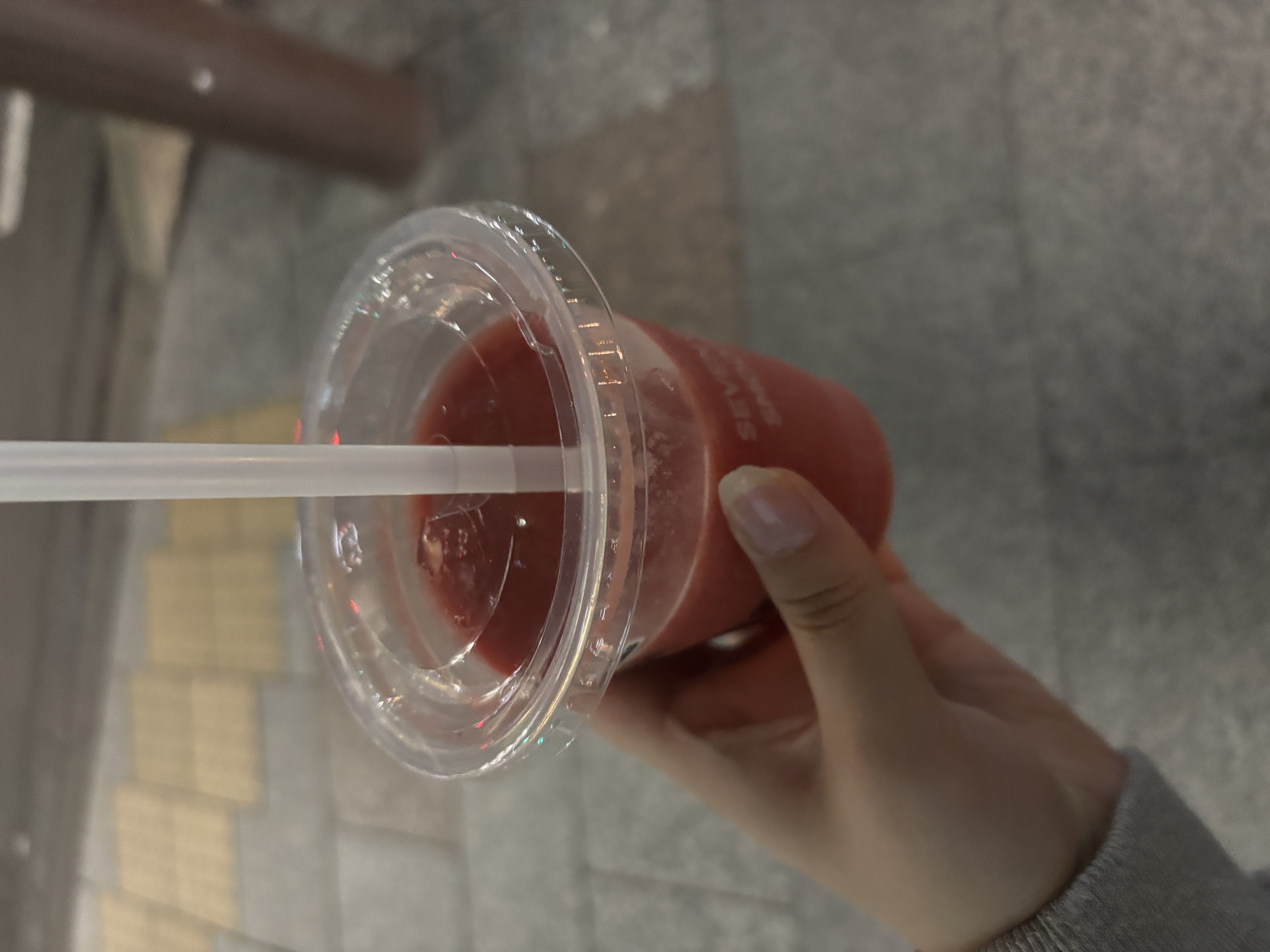 スレッドヘッダー画像: 四店舗ぐらい行ったけどスイカしか残ってなかった