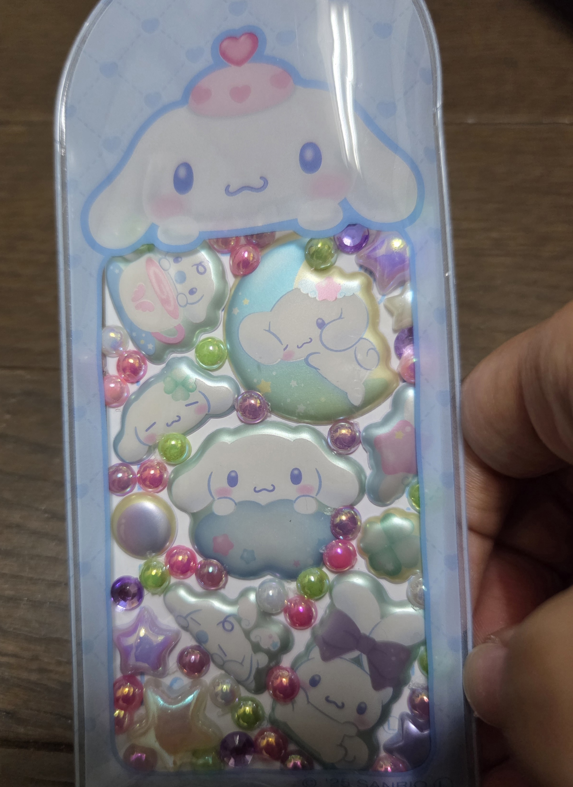 スレッドヘッダー画像: デコるのも意外と難しいね。
ギャルにはなれなかった…
まぁ、かわいいからいいや。