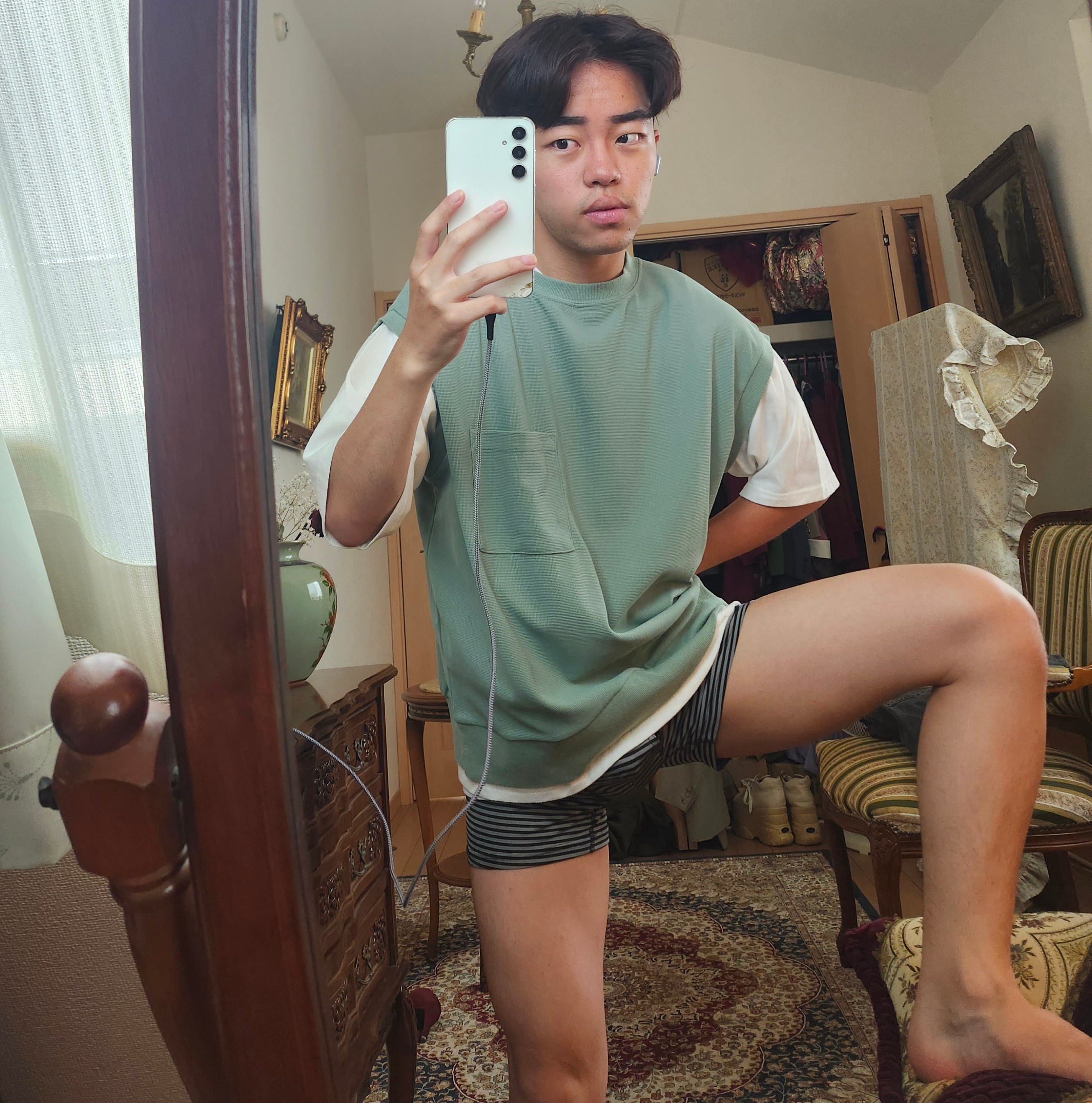 スレッドヘッダー画像: 4年前にカッコいいと思って買った服
チー牛の服すぎて切れない😭
まぁチー牛だからいいんだけど。