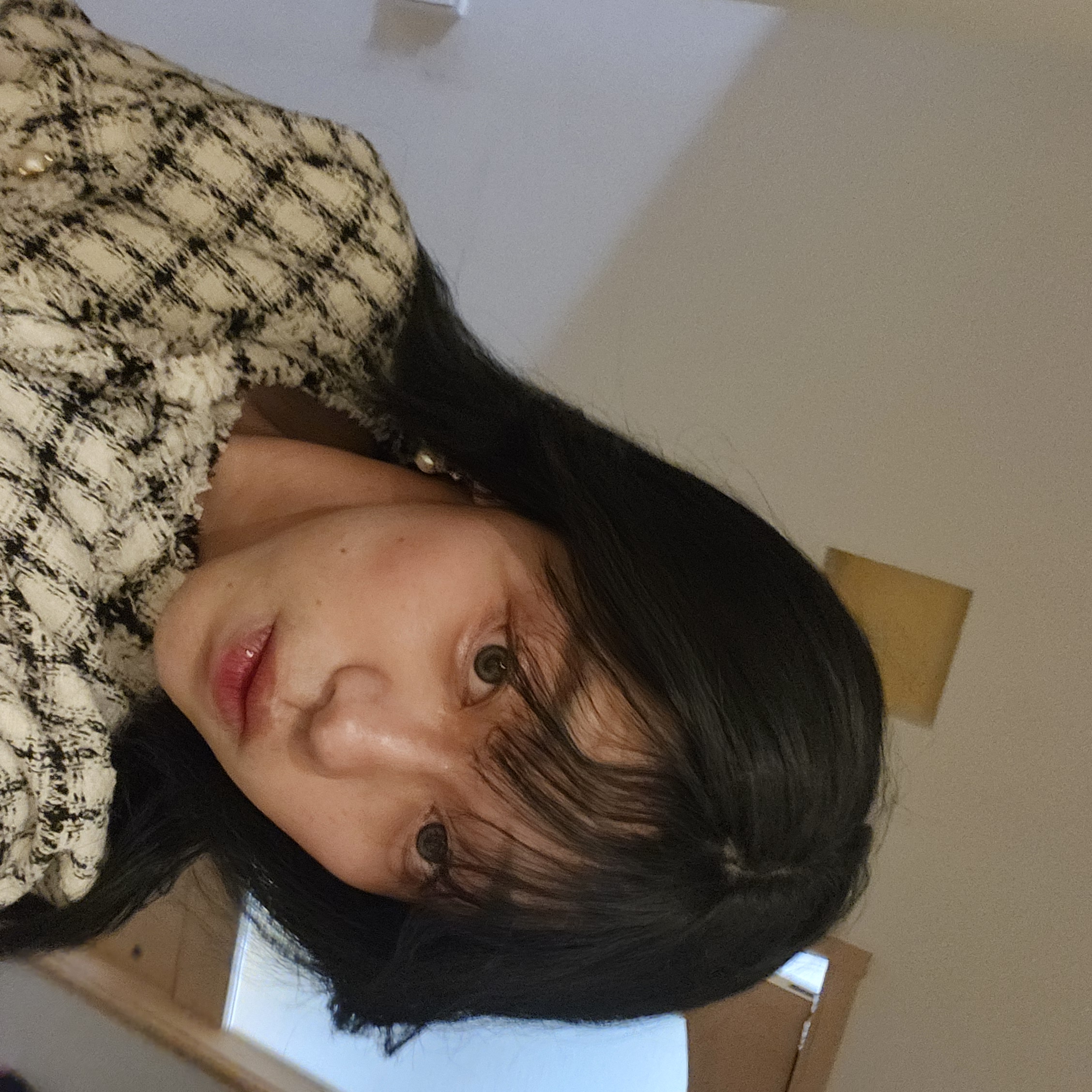 スレッドヘッダー画像: 美人かしら？💄💋