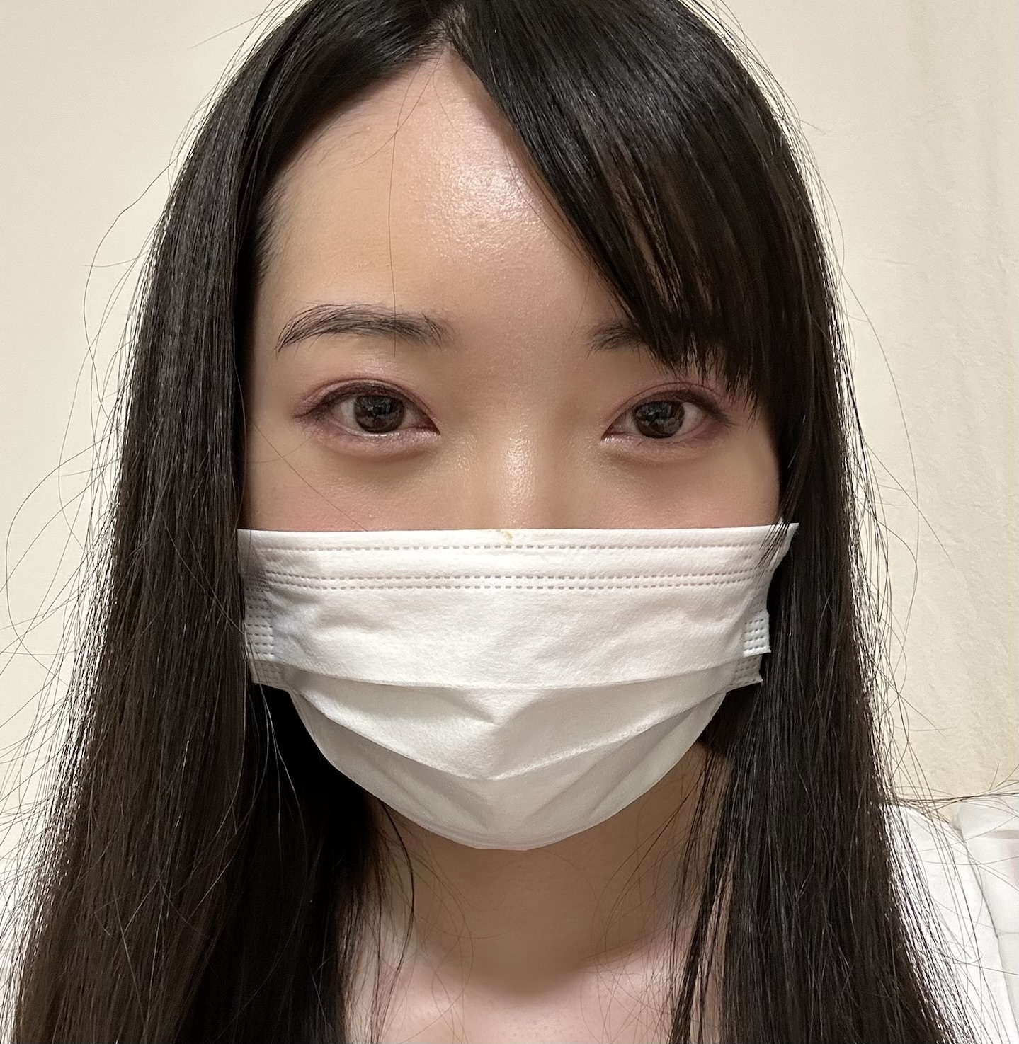 スレッドヘッダー画像: 27ババアなのにキャンメイク使っとる