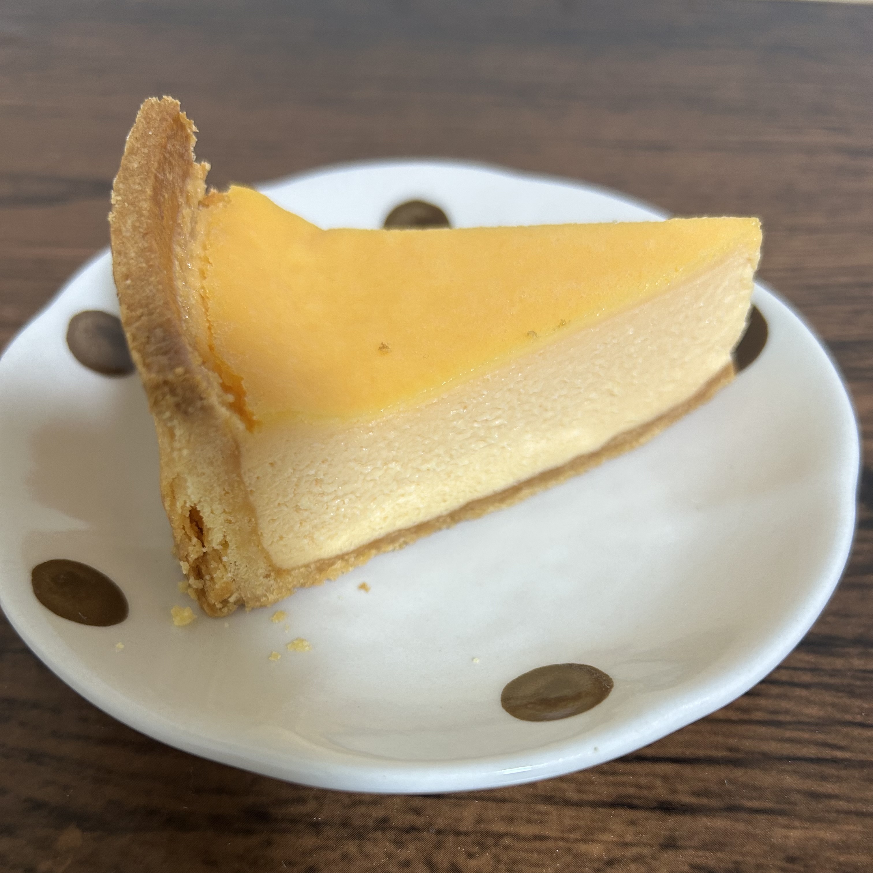 スレッドヘッダー画像: 皿は適当なんだけどクソ美味いな
濃厚なクリームチーズみたい