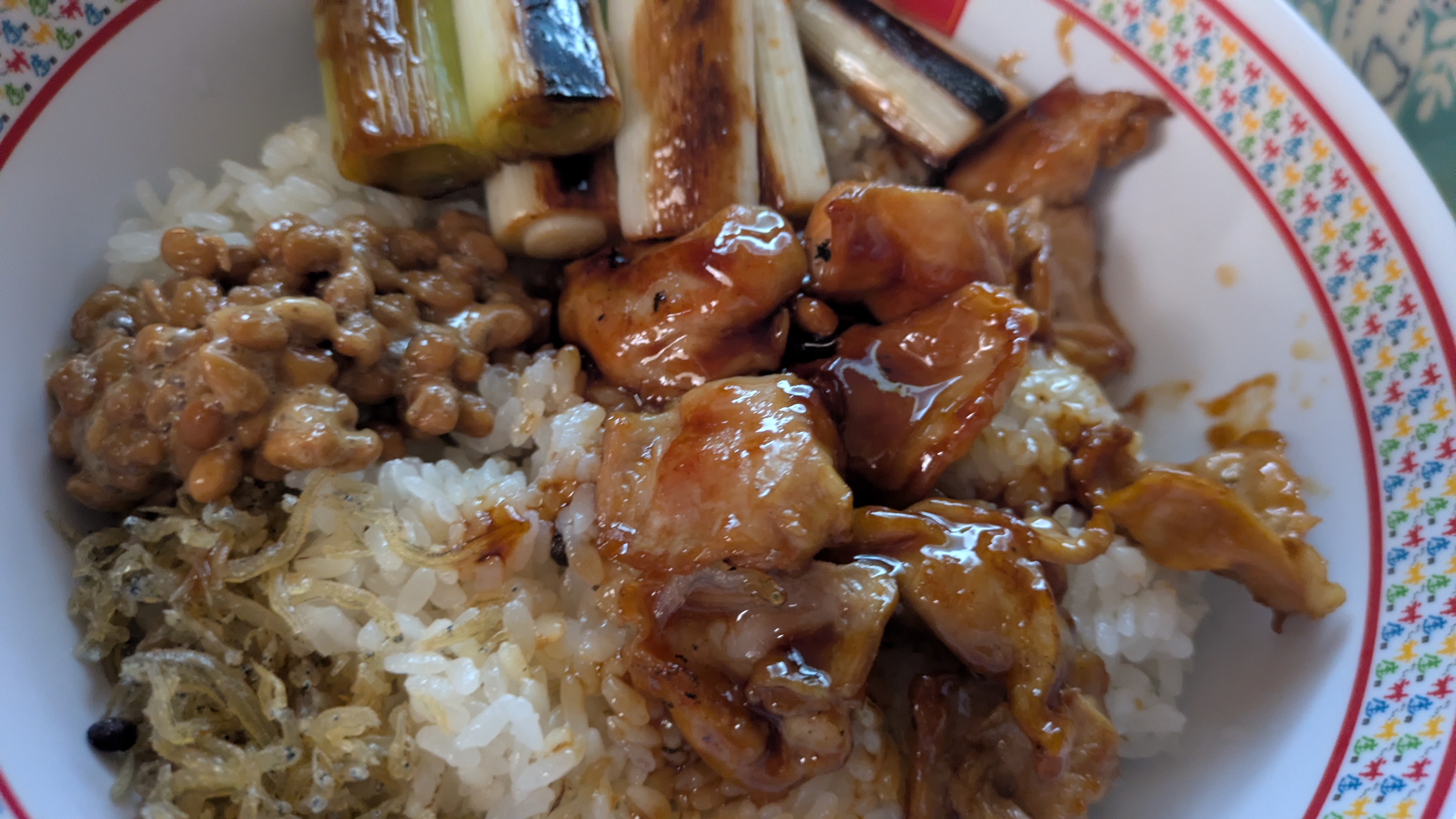 スレッドヘッダー画像: おじの夜ご飯　今日から麦ご飯にするんだ。